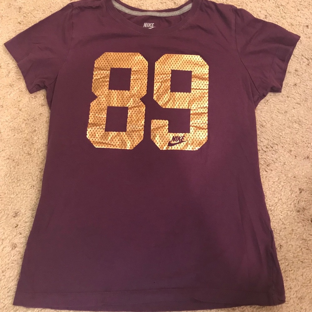 Nike t-shirt